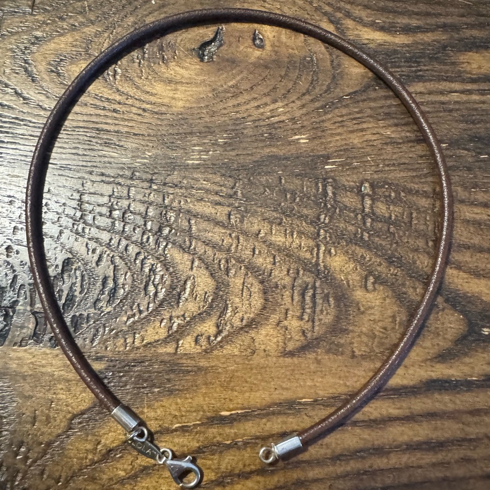 LOLA Brown Leather Necklace with Silver Clasp